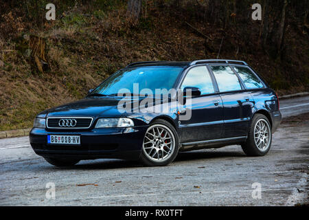 Audi A4 B5 in Jastrebac (photosesion) Foto Stock