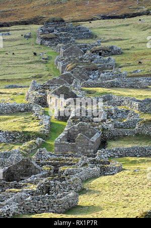 St Kilda, Ebridi Esterne, Scozia. Village bay St Kilda proprietà del National Trust per la Scozia. Foto Stock