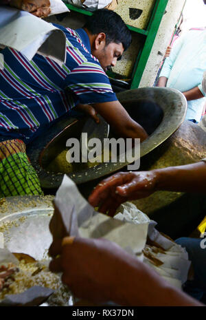 L'originale Haji Biryani nella vecchia Dhaka. Foto Stock