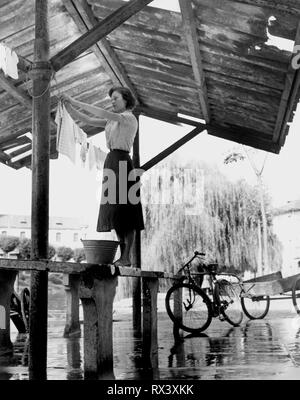 L'Italia, veneto, scene di vita lungo la riviera del brenta, 1957 Foto Stock