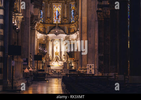 Genova, Italia - 4 Novembre 2018: interno della Cattedrale di San Lorenzo o la Cattedrale di San Lorenzo Foto Stock