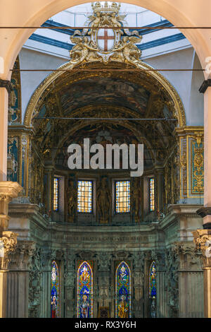 Genova, Italia - 4 Novembre 2018: interno della Cattedrale di San Lorenzo o la Cattedrale di San Lorenzo Foto Stock