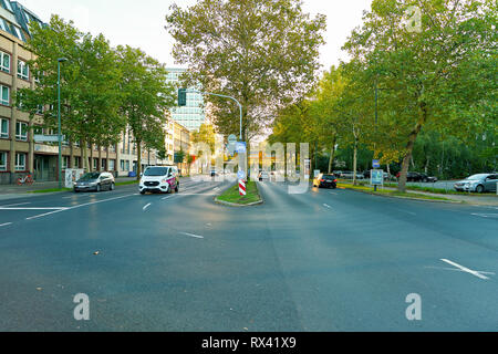 DUSSELDORF, Germania - circa settembre, 2018: Dusseldorf paesaggio urbano. Foto Stock