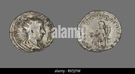 Antoninianus (moneta) raffigurante l'imperatore Gordiano III. Roman, coniate in Roma. Data: 240 AD-241 Annuncio. Dimensioni: diam. 2,2 cm; 3,94 g. Argento. Origine: Impero Romano. Museo: Chicago Art Institute. Autore: antico romano. Foto Stock