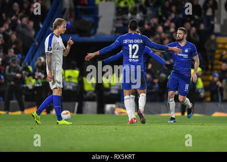 Il 7 marzo 2019, Stamford Bridge, Londra, UEFA Europa League , Round di 16, Chelsea vs Dinamo Kiev : Ruben Loftus-Cheek (12) del Chelsea celebra il traguardo Credito: Phil Westalke/news immagini Foto Stock