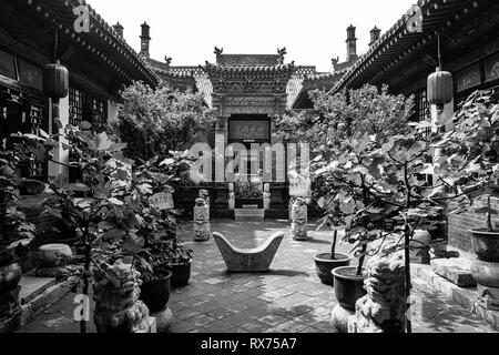 Agosto 2013 - Pingyao, nella provincia di Shanxi, Cina - uno dei cortili di Ri Sheng Chang, la più antica banca del mondo in Pingyao città antica. È Pingyao Foto Stock