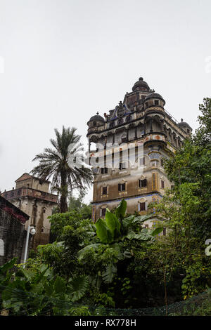 Lug 2017, del Kaiping, Cina. Ruishi Lou in del Kaiping Diaolou JinJiangLi Village, vicino a Guangzhou. Costruito da ricchi Overseas Chinese, queste case famiglia sono un Foto Stock
