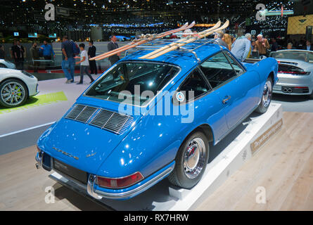 Ginevra, Svizzera - 03/08/2019: il Motor Show di Ginevra 2019 Vintage Porsche auto sportiva Foto Stock