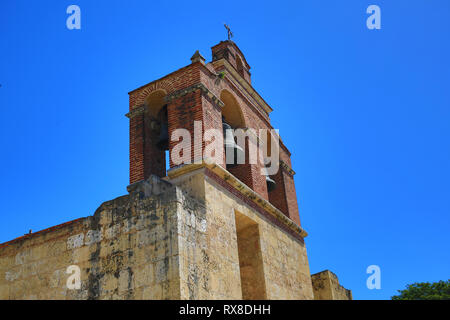 La Cattedrale di Santa María la Menor nella zona coloniale di Santo Domingo Foto Stock