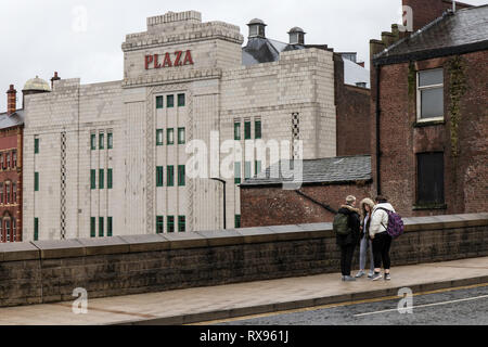 Un giorno di pioggia in Stockport Foto Stock