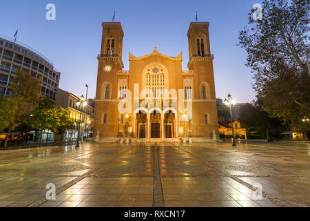 Athens, Grecia - 6 Novembre 2018: Cattedrale metropolitana di Atene situato in una metropoli Square nella città vecchia di Atene. Foto Stock