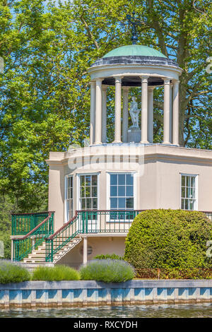 Folly On Temple Island, River Thames, Henley On Thames, UK Foto Stock