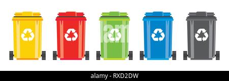 Set di cestini con simbolo di riciclaggio isolati su sfondo bianco. Illustrazione Vettoriale. Illustrazione Vettoriale