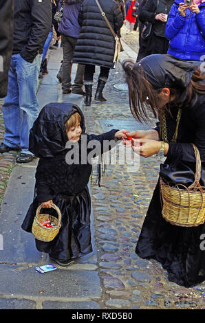 Bosa, Sardegna, Italia. S''Attittidu Carnevale Martedì grasso sfilata Foto Stock