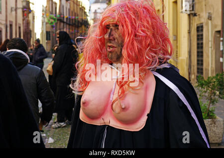 Bosa, Sardegna, Italia. S''Attittidu Carnevale Martedì grasso sfilata Foto Stock