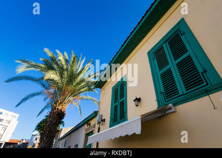 Bella e antica architettura di Limassol. Paesaggio urbano prese sulla isola di Cipro. Foto Stock