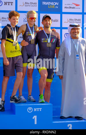 Abu Dhabi, negli Emirati Arabi Uniti. 09 marzo, 2019. - Abu Dhabi, Emirati arabi uniti: ultimo giorno del mondo Daman Triathlon e cerimonia di premiazione di Abu Dhabi. Credito: Fahd Khan/Alamy Live News Foto Stock