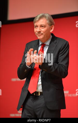 Dundee, Regno Unito. 9 Mar, 2019. Scottish leader laburista, Richard Leonard MSP offre la sua nota fondamentale discorso alla conferenza di Caird Hall, Dundee. Credito: Colin Fisher/Alamy Live News Foto Stock