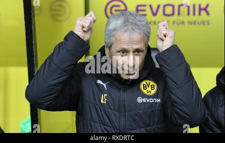 Dortmund, Germania. . 09Mar, 2019. firo: 09.03.2019, calcio, 2018/2019, 1.Bundesliga BVB Borussia Dortmund - VfB Stuttgart ritratto Lucien Favre | Utilizzo di credito in tutto il mondo: dpa/Alamy Live News Foto Stock