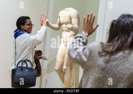 Torino, Italia, 09 marzo, 2019. Foto LaPresse/Nicol&#xf2; campo il 3/9/2019 Torino (Italia) Cronaca Settimana dei Musei, l'iniziativa promossa dal Ministero per i Beni e le attività&#xe0; culturali prevede l'ingresso gratuito a tutti i musei statali dal 5 al 10 marzo Nella foto: visitatori nella Galleria Sabauda Foto LaPresse/Nicol&#xf2; campo Marzo 9, 2019 Torino (Italia) News Settimana di musei, l'iniziativa promossa dal Ministero per i Beni e le Attività Culturali offre ingresso gratuito a tutti i musei statali dal 5 al 10 marzo dell'immagine: i visitatori nella Galleria Sabauda Credito: LaPre Foto Stock