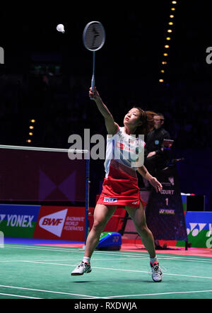 Arena Birmingham, Birmingham, Regno Unito. 9 Mar, 2019. Overgrip Yonex tutti Inghilterra aprire Badminton campionati, giorno 4; womens singles match, Chen Yufei della Cina versus Nozomi OKUHARA del Giappone, Nozomi OKUHARA del Giappone gioca scritto drop shot Credito: Azione Sport Plus/Alamy Live News Foto Stock