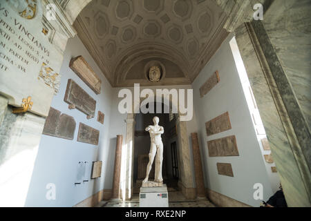 Roma, Italia - Novembre 2018: scultura romana giacenti nei Musei Vaticani a Roma. Foto Stock