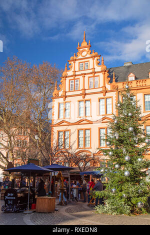 Gutenberg Museum e il Mercatino di Natale di Magonza, Renania-Palatinato, Germania Foto Stock