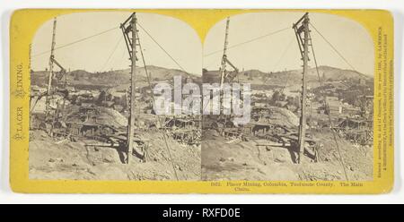Placer Mining, Columbia, Tuolumne County. La rivendicazione principale. Thomas Houseworth &AMP; Co.; American, 1828-1915. Data: 1866. Dimensioni: 7,5 x 7,6 cm (ogni immagine); 8,2 x 17,1 cm (scheda). Albume stampa, stereo, No. 1012 dalla serie 'Placer Mining". Origine: Stati Uniti. Museo: Chicago Art Institute. Foto Stock