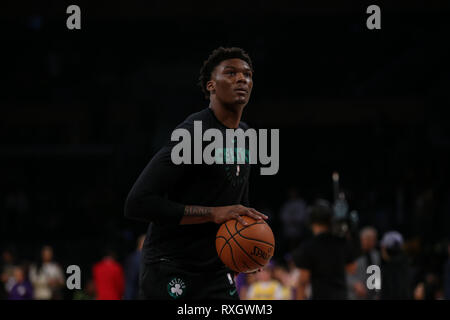 Boston Celtics centre Robert Williams III #44 durante il Boston Celtics vs Los Angeles Lakers game al Staples Center di Los Angeles, CA su Marzo 09, 2019. (Foto di Jevone Moore) Foto Stock