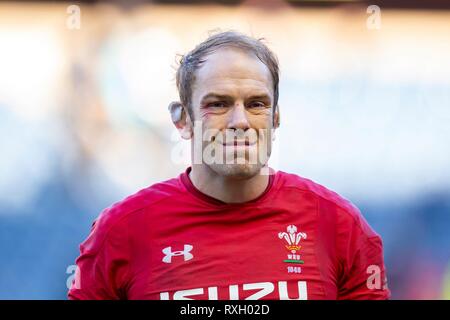 Edimburgo, Scozia. . 09Mar, 2019. firo: 09.03.2019 Rugby Guinness Sei Nazioni match tra la Scozia e il Galles in BT Murrayfield Stadium, Edimburgo, Alun Wyn Jones (Capt) (# 5) del Galles dopo il fischio finale | Utilizzo di credito in tutto il mondo: dpa/Alamy Live News Foto Stock