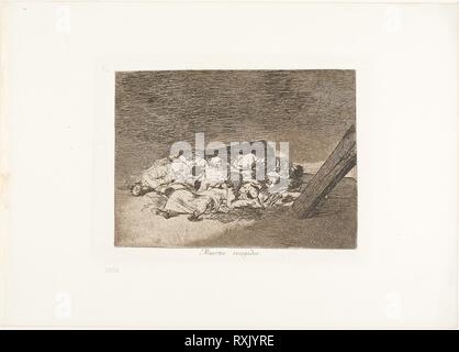 Il raccolto dei morti, la piastra 63 dai disastri della guerra. Francisco José de Goya y Lucientes; Spagnolo, 1746-1828. Data: 1812-1815. Dimensioni: 130 x 179 mm (nell'immagine); 152 x 205 mm (piastra); 240 x 339 mm (foglio). Attacco brunito e acquatinta su avorio carta intessuta con bordi dorati. Origine: Spagna. Museo: Chicago Art Institute. Foto Stock