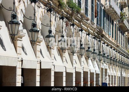 Piazza Spianada Liston citta di Corfu Grecia Foto Stock