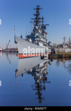 Corazzata presso il museo della marina di Wilhelmshaven, Germania Foto Stock