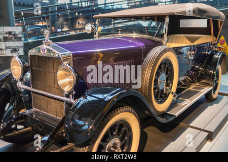 RIGA, Lettonia-Febbraio 18, 2019: 1928 Selve 12-50 nella riga Motor Museum Foto Stock