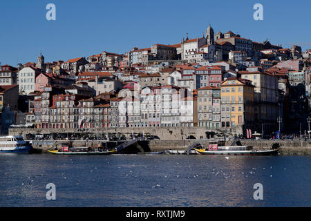 Primo piano immagine di Bairro da Ribeira (Porto, Portogallo). Foto Stock