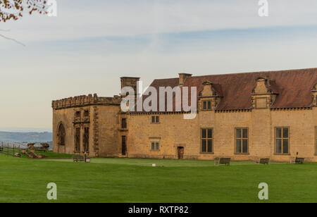 BOLSOVER, Regno Unito - 7° ottobre 2018: la parte anteriore motivi di Bolsover Castle Foto Stock