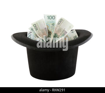 Lucidare il denaro che appare da un cappello a cilindro isolato su sfondo bianco Foto Stock