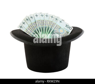 Lucidare il denaro che appare da un cappello a cilindro isolato su sfondo bianco Foto Stock