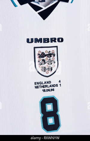 Close up di Inghilterra nazionale di calcio Euro 96 kit. Foto Stock