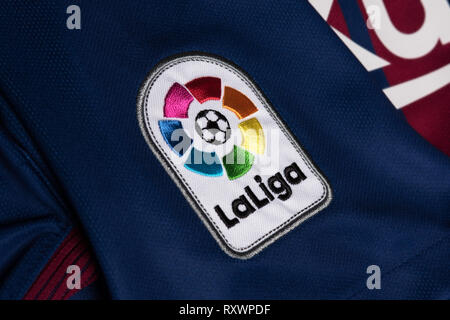 Close up La Liga badge su un FC Barcelona jersey. Foto Stock