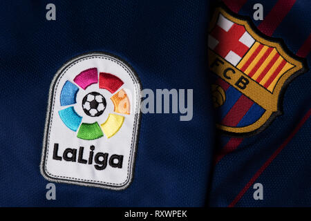 Close up La Liga badge su un FC Barcelona jersey. Foto Stock