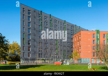 Appartamento con studenti di blocchi, Peel Park trimestre, l'Università di Salford, Manchester, Inghilterra, Regno Unito Foto Stock