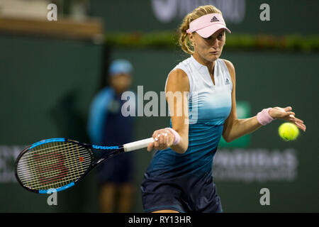 Indian Wells, California, Stati Uniti d'America. 9 Mar, 2019. Kristina Mladenovic (FRA) è stato sconfitto da Naomi Osaka (JPN) 6-3, 6-4 al BNP Paribas Open a Indian Wells Tennis Garden di Indian Wells, California. © Mal Taam/TennisClix/CSM/Alamy Live News Foto Stock
