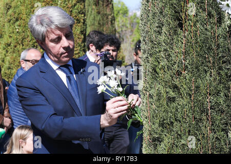 Madrid, Spagna. Undicesimo Mar, 2019. Angel Garrido visto che frequentano il caso della Associazione delle vittime del terrorismo (AVT) in El Retiro Park in memoria delle vittime degli attentati del marzo 11, 2004. Credito: Gesù Hellin/ZUMA filo/Alamy Live News Foto Stock