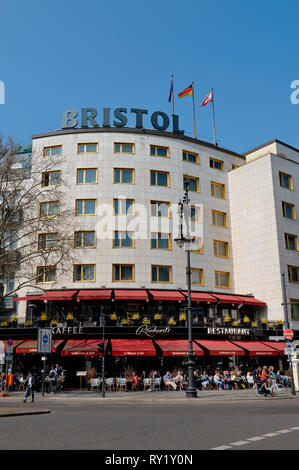 Cafe Reinhard's, Hotel Bristol, Kurfuerstendamm, Charlottenburg di Berlino, Deutschland Foto Stock