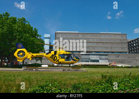 L'ADAC Hubschrauber Christoph 31, Krankenhaus Benjamin Franklin, Hindenburgdamm, Steglitz Berlino, Deutschland Foto Stock