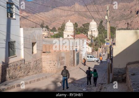 Argentina, provincia di Jujuy, Quebrada de Humahuaca elencati come patrimonio mondiale dall' UNESCO, Tilcara village, chiesa, Iglesia de la Virgen del Rosario y San Francisco de Asis/ Foto Stock