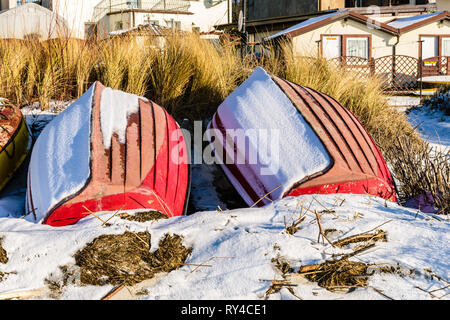 Hel penisola nel periodo invernale. Barche a terra Foto Stock