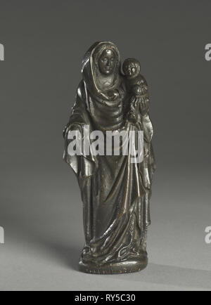 Madonna e Bambino, c. 1400. Sud dei Paesi Bassi, Brabant, fine XIV-XV secolo. Bronzo o ottone solido (cast); complessivo: 14,3 cm (5 5/8 Foto Stock