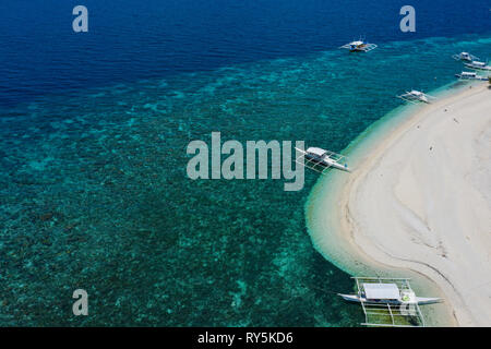 Veduta aerea dell'Isola di Balicasag, Bohol, Filippine Foto Stock